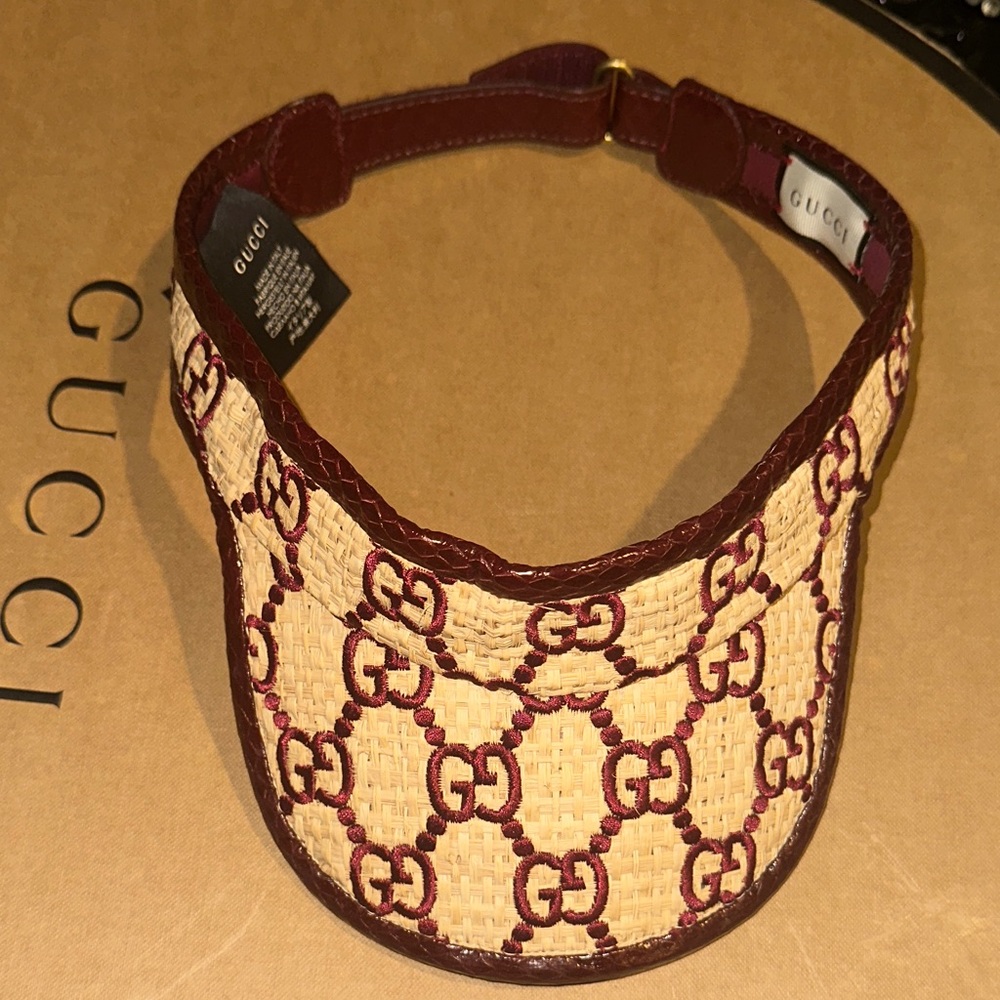 Gucci Women's Raffia Visor in Beige and Burgundy Python Trim - Picture 1 of 8
